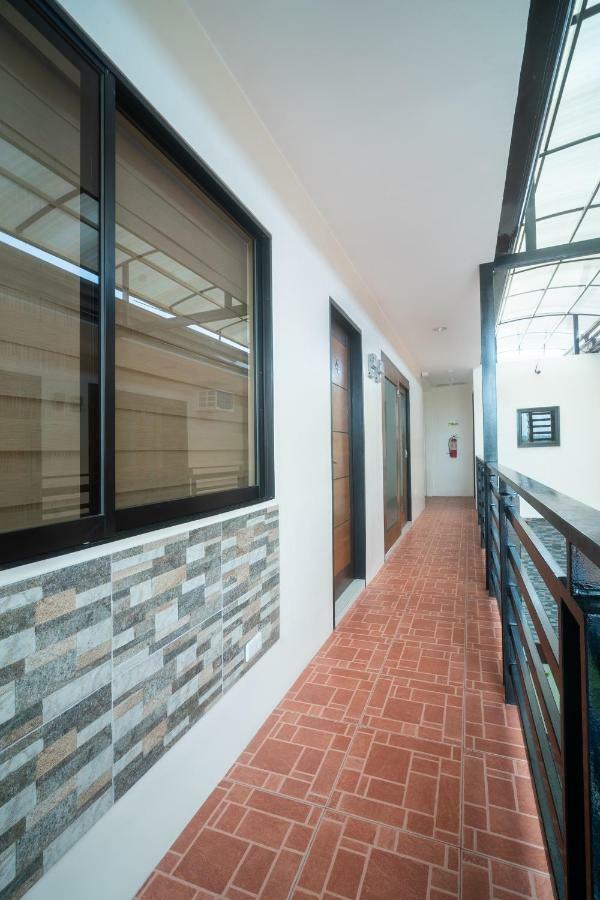 Oyo 199 Solange Apartelle Davao Zewnętrze zdjęcie