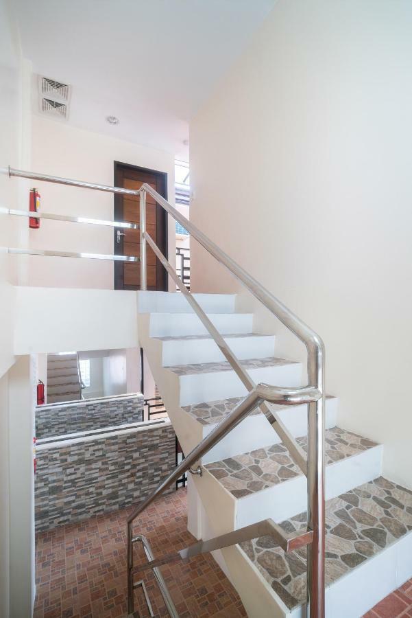Oyo 199 Solange Apartelle Davao Zewnętrze zdjęcie