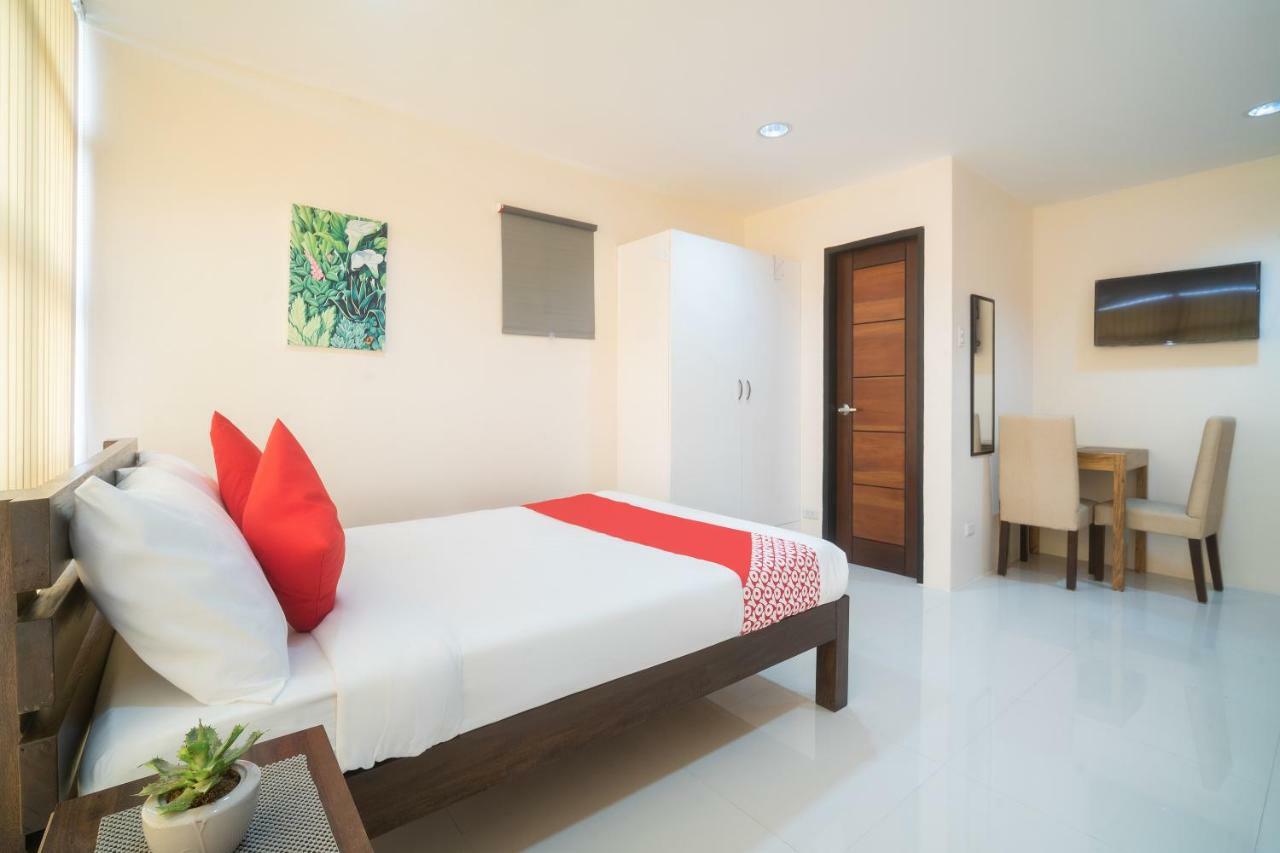 Oyo 199 Solange Apartelle Davao Zewnętrze zdjęcie