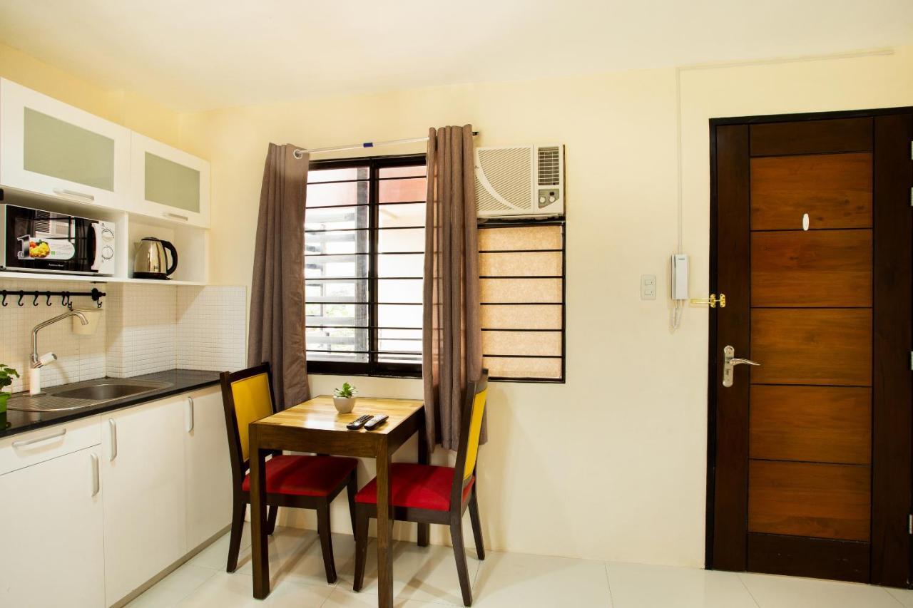 Oyo 199 Solange Apartelle Davao Zewnętrze zdjęcie