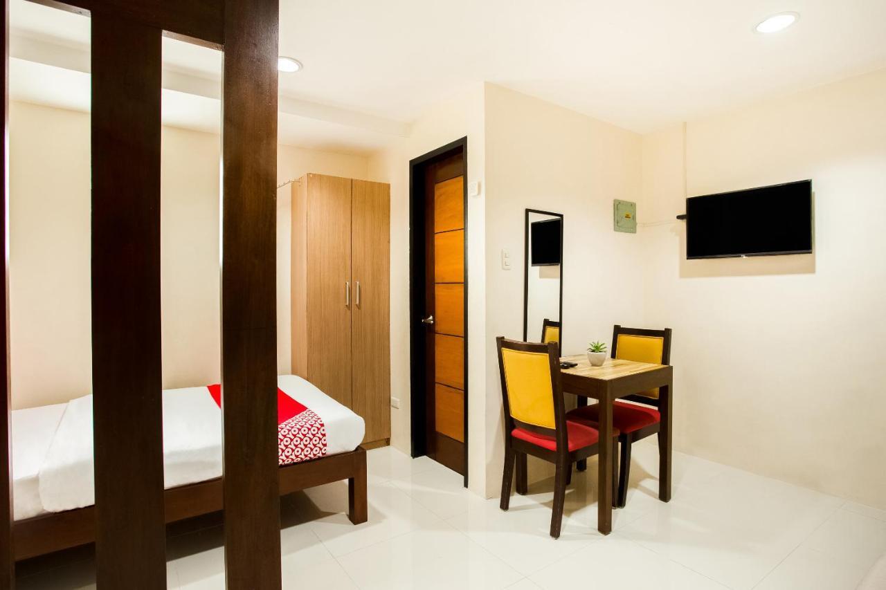 Oyo 199 Solange Apartelle Davao Zewnętrze zdjęcie