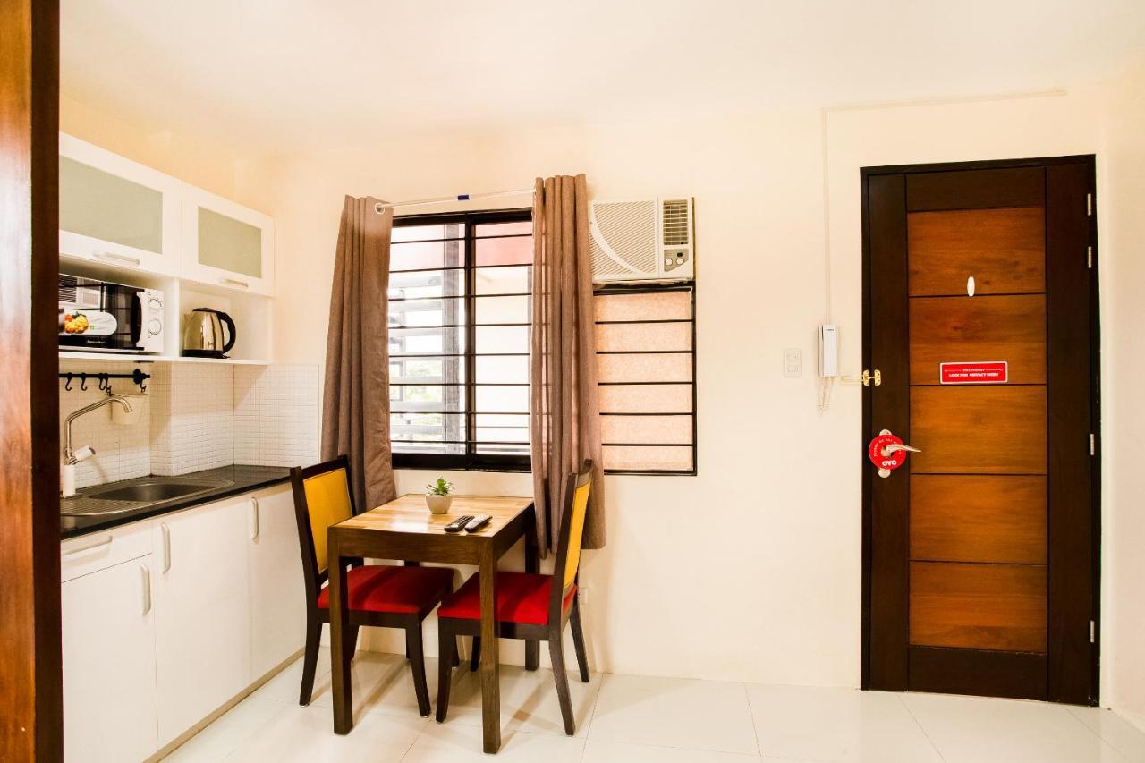 Oyo 199 Solange Apartelle Davao Zewnętrze zdjęcie